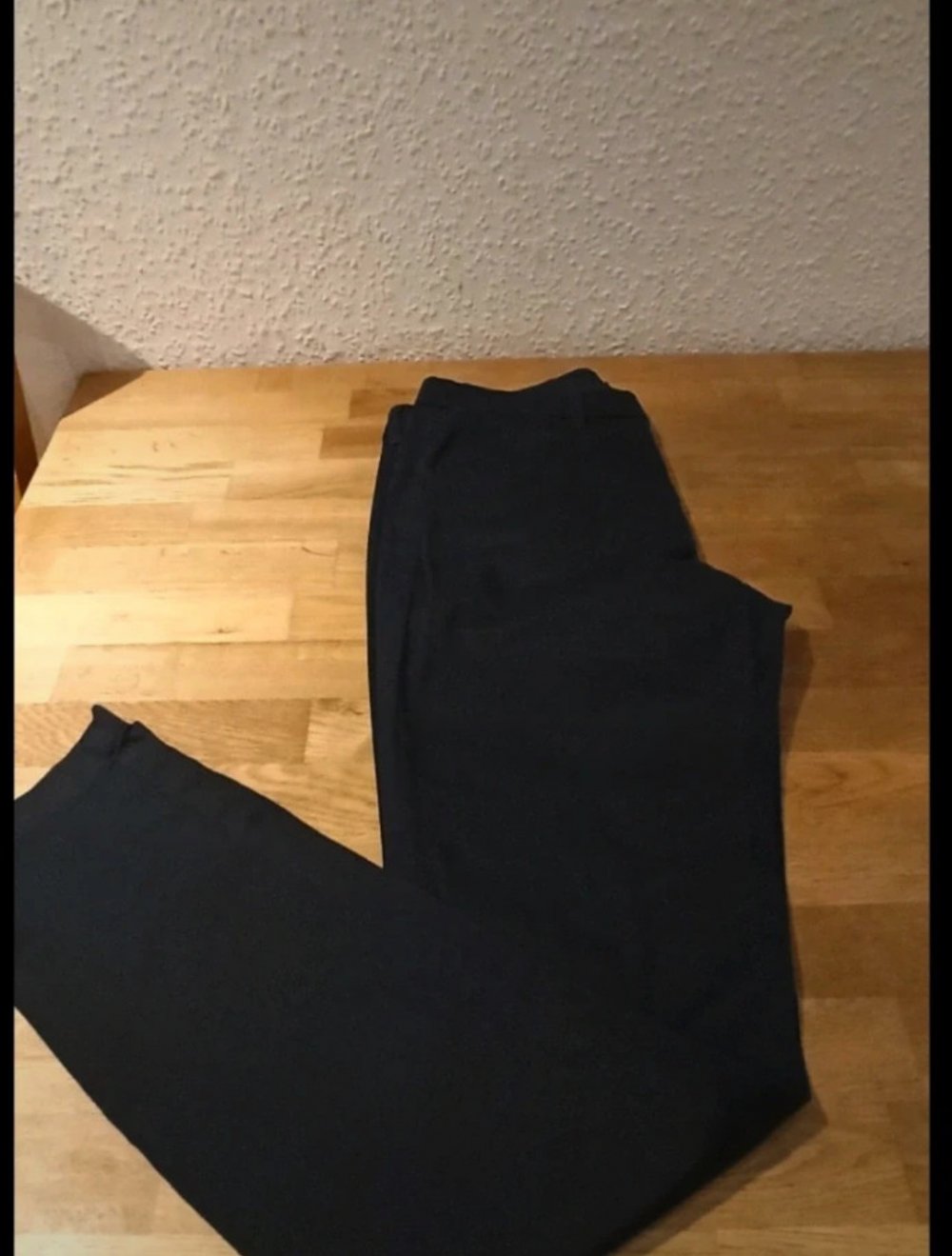 Schöne Stoffhose, Größe 36, Mango, Basic