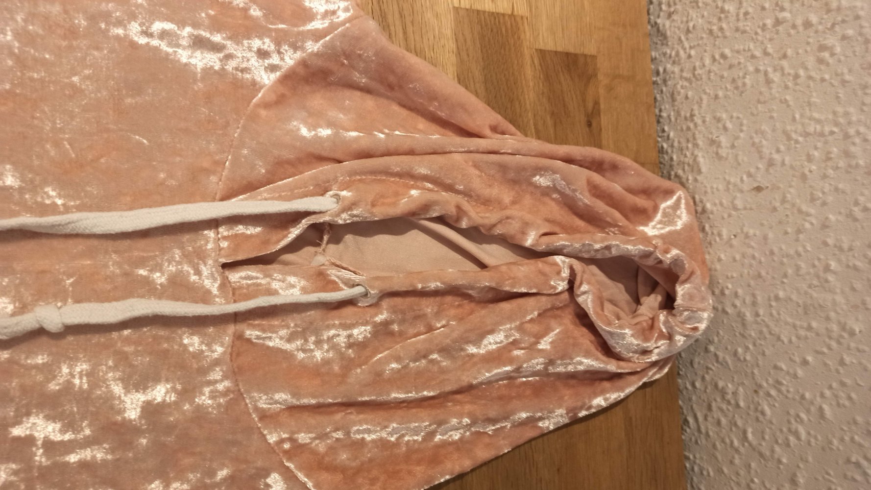 Süßes Langarmshirt/ Croptop, Größe S,