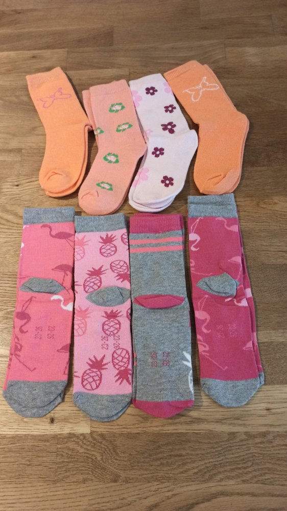 Süße Socken, Größe 23-26, 8 Paar, neu!