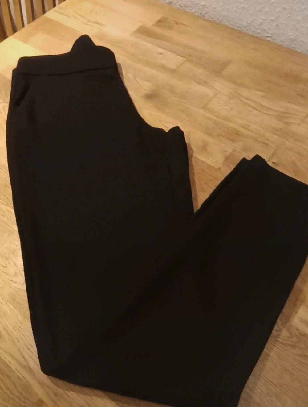 Schicke Hose, Größe S, passt auch 170/176