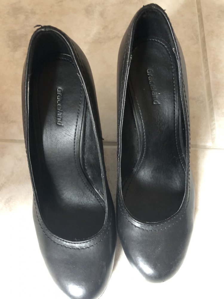 Pumps 