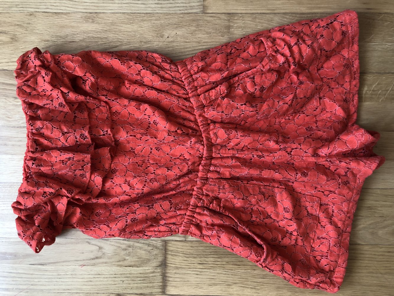 roter Jumpsuit:)