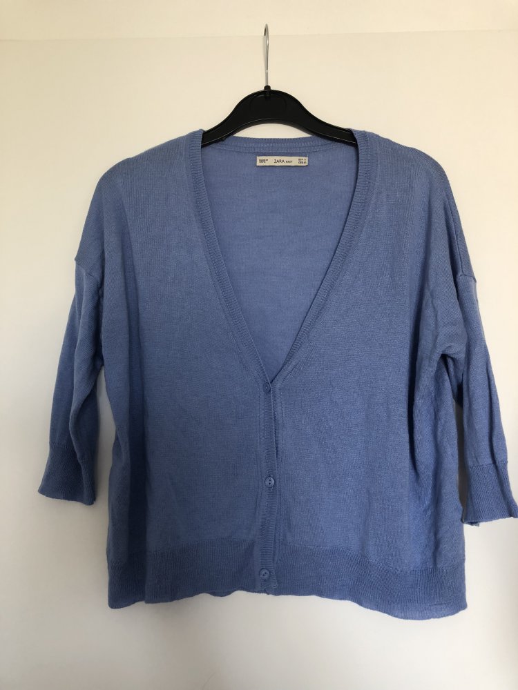 blaues Jäckchen