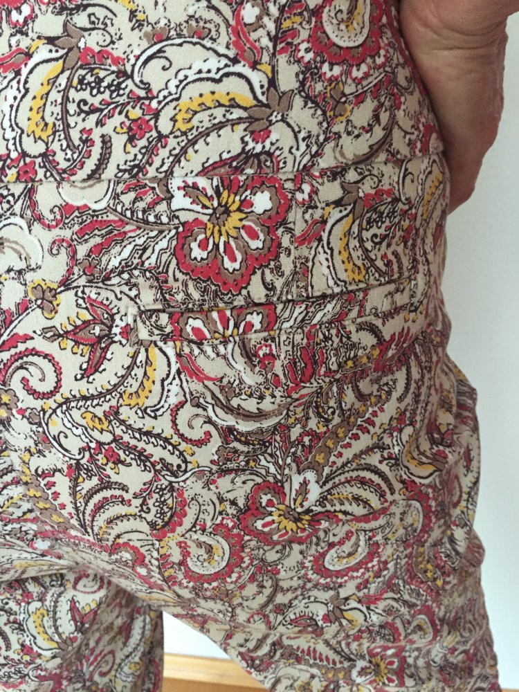 Charter Club Pull Up Hose Classic Fit Gr.38 weiß floral