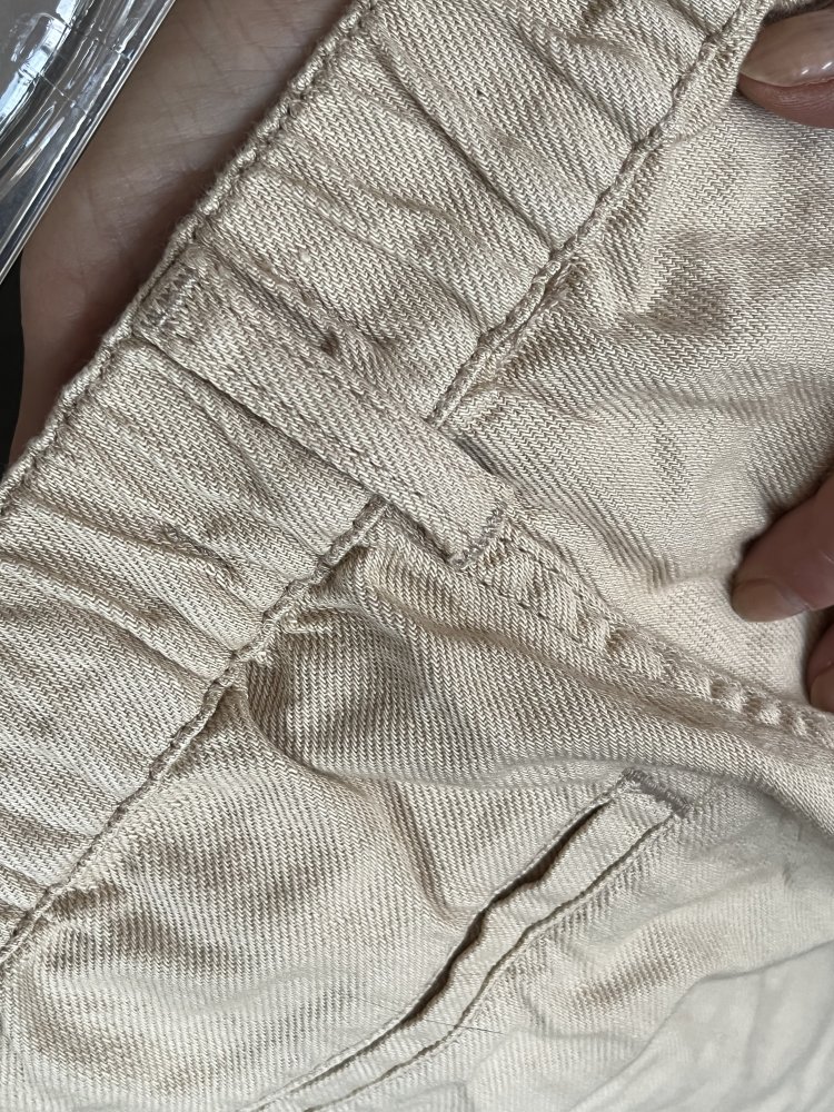 Ambar High Waist Stoff Hose Gr.S am Rücken gerafft Cremefarben