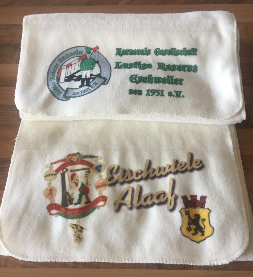 Nilton´s Fleece Flausch Schal Creme Farben
