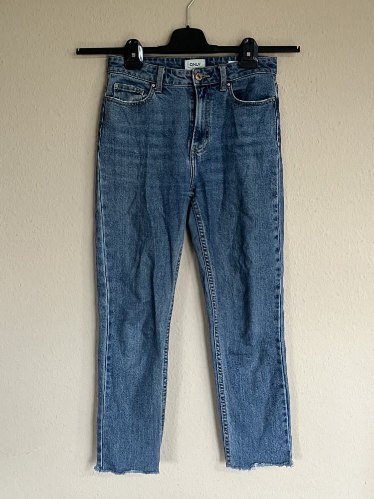 Only high waist Jeans Emily Gr. 26/32 S mit ausgefranstem Saum blau