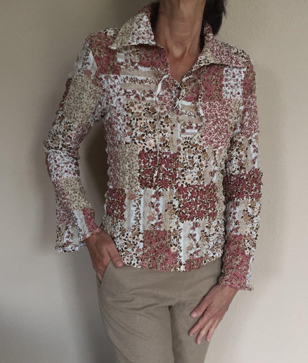 B.S.C. Max Hippie Tunika Patchwork Blumenbluse Gr.S/M mit Trompetenärmel