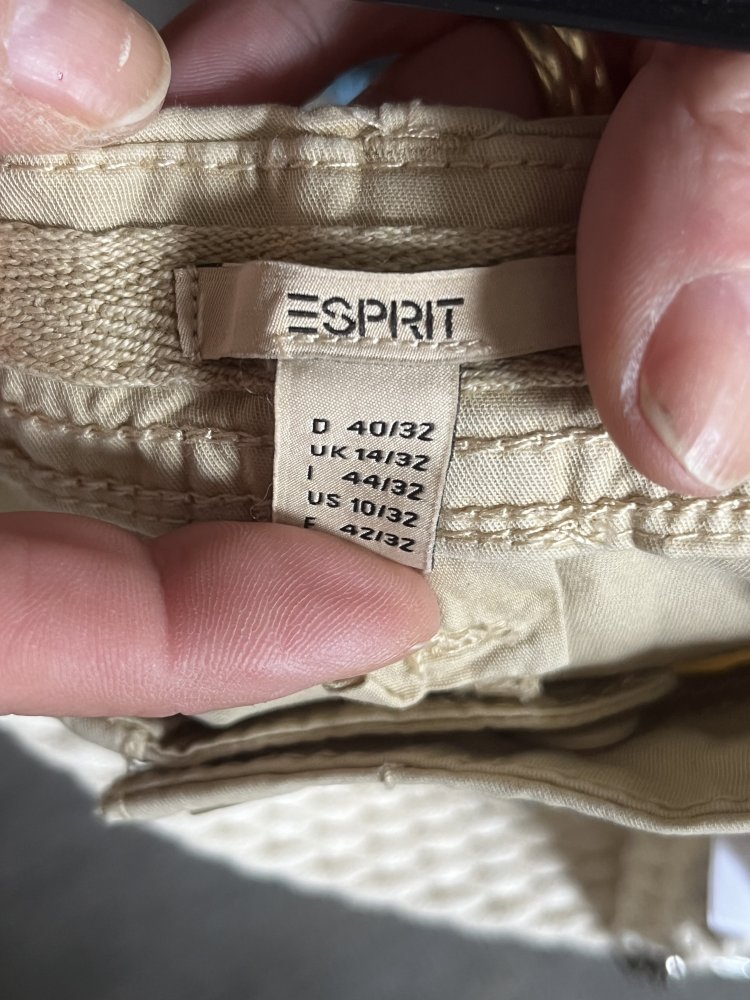 Esprit Sommer Chinos Hose Gr.40 mit geflochtem Gürtel Neu