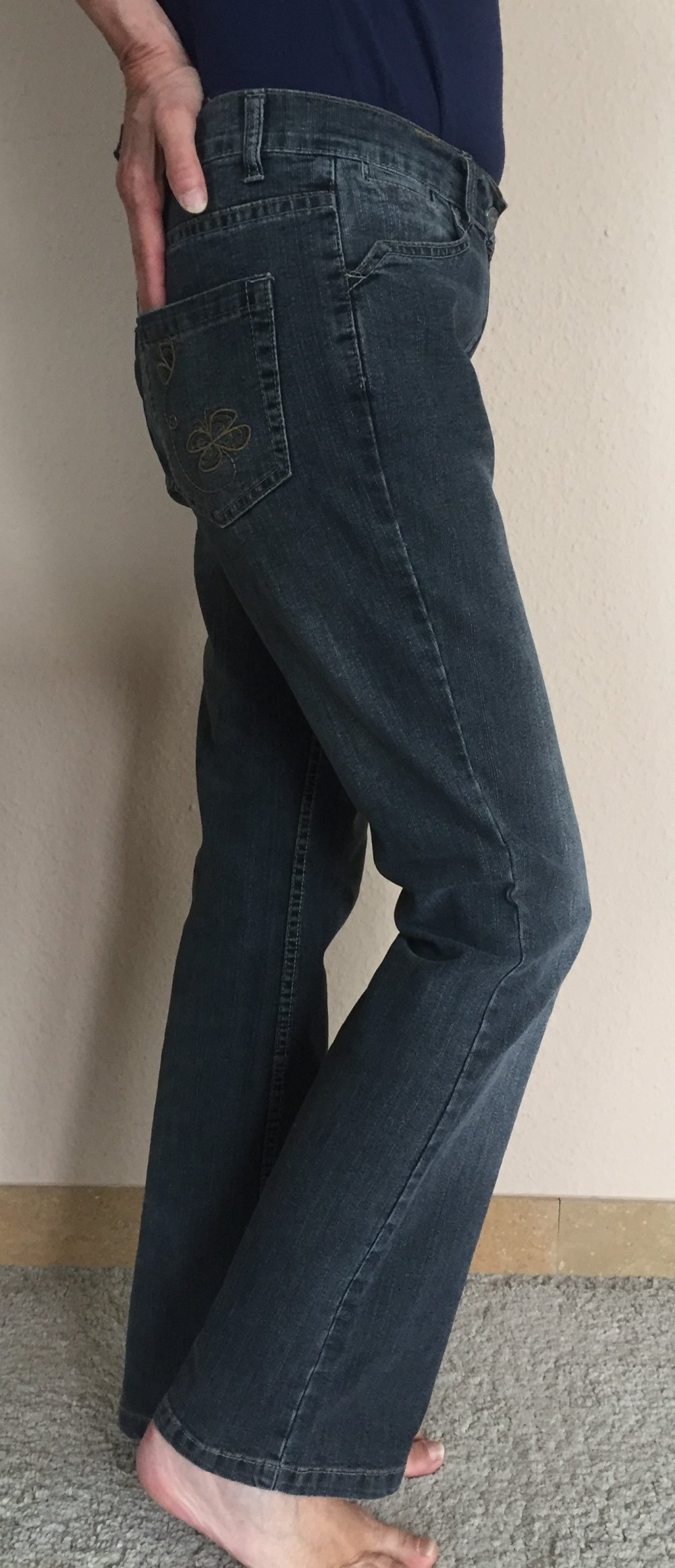 Designers Jeans Gr.38 hell schwarz mit braunen Schmetterlingen auf der Po Tasche
