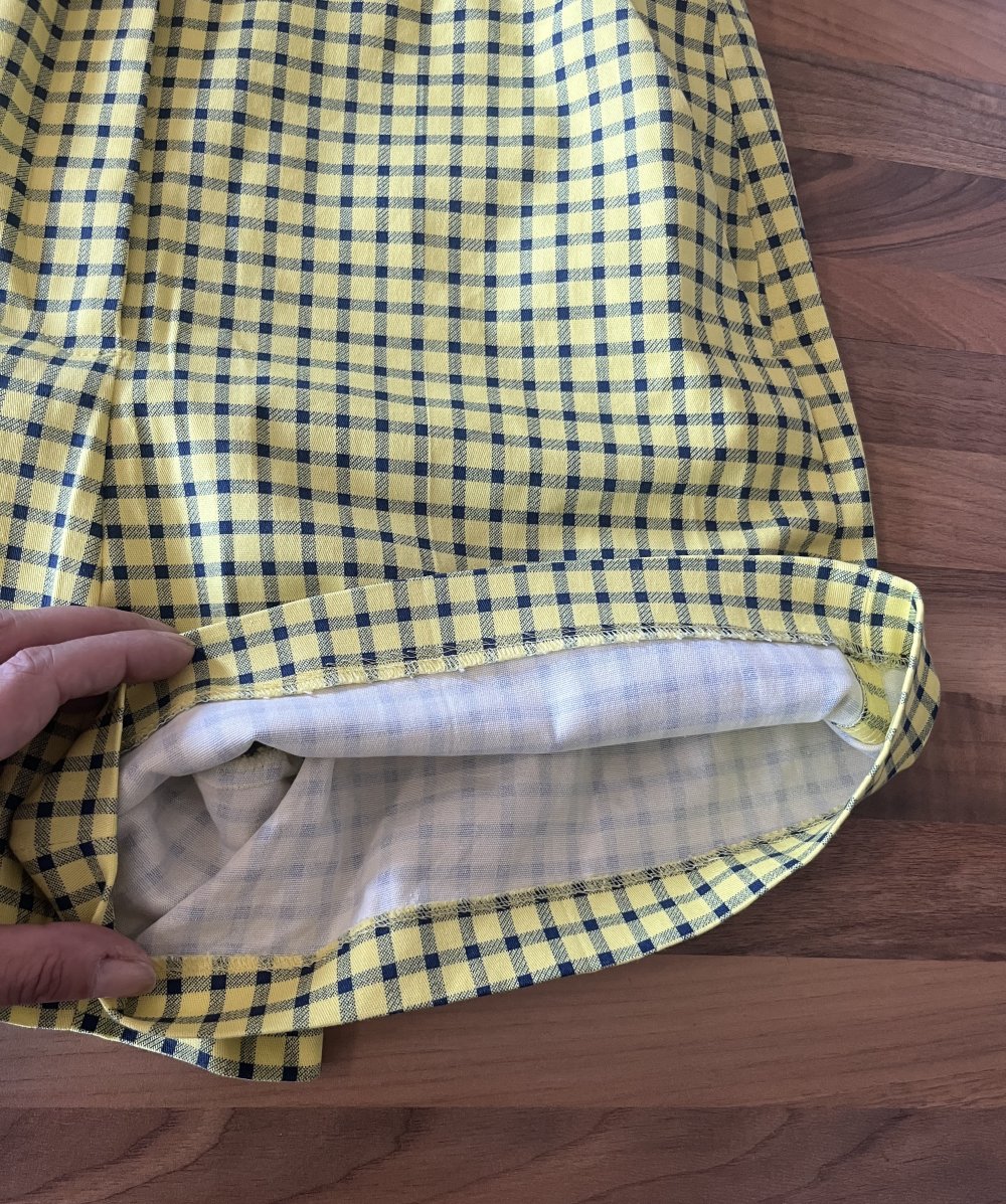 Zara Bermuda Shorts Gr.M gelb blau kariert