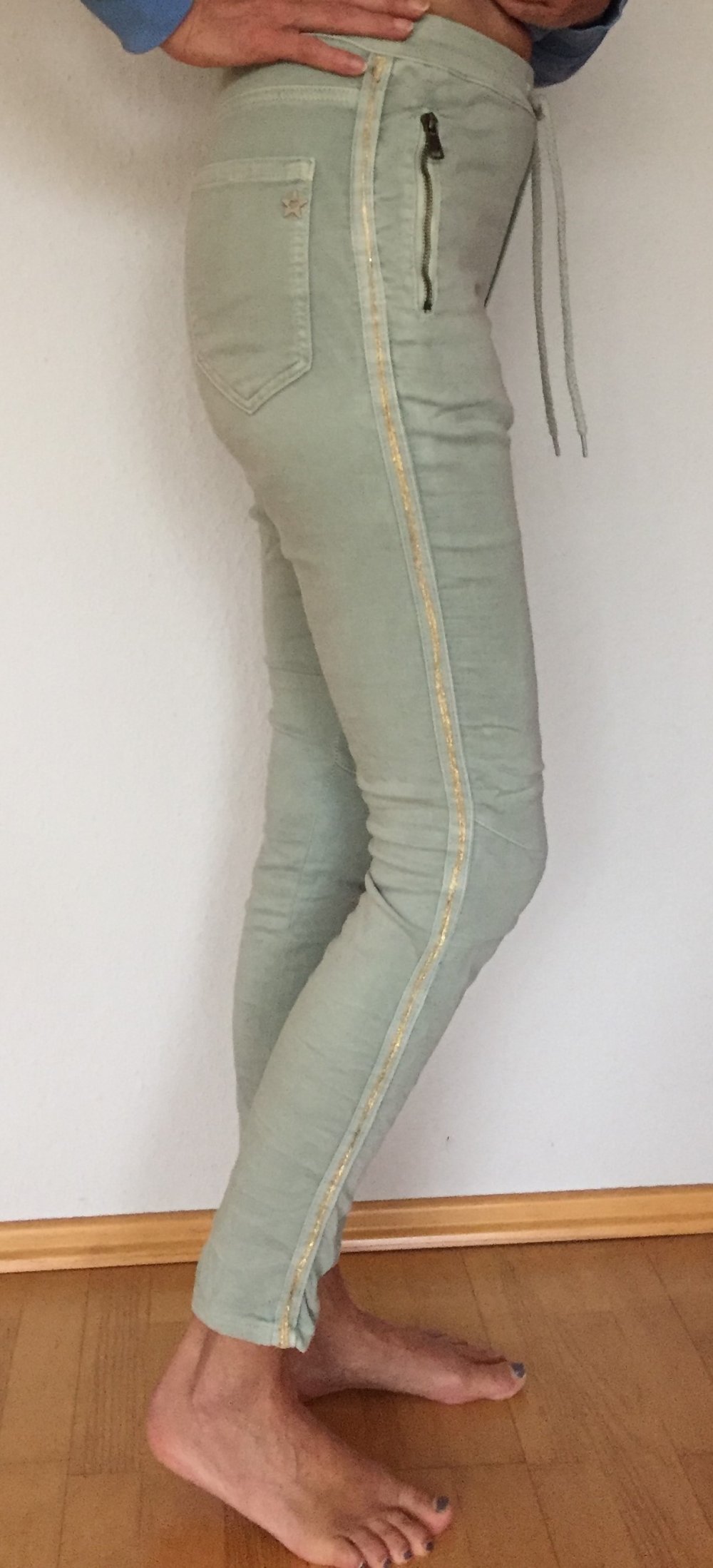 Lexxury Pull Up Jeans Leggings Hose Gr.36 mit glitzerndem Seitenstreifen mint