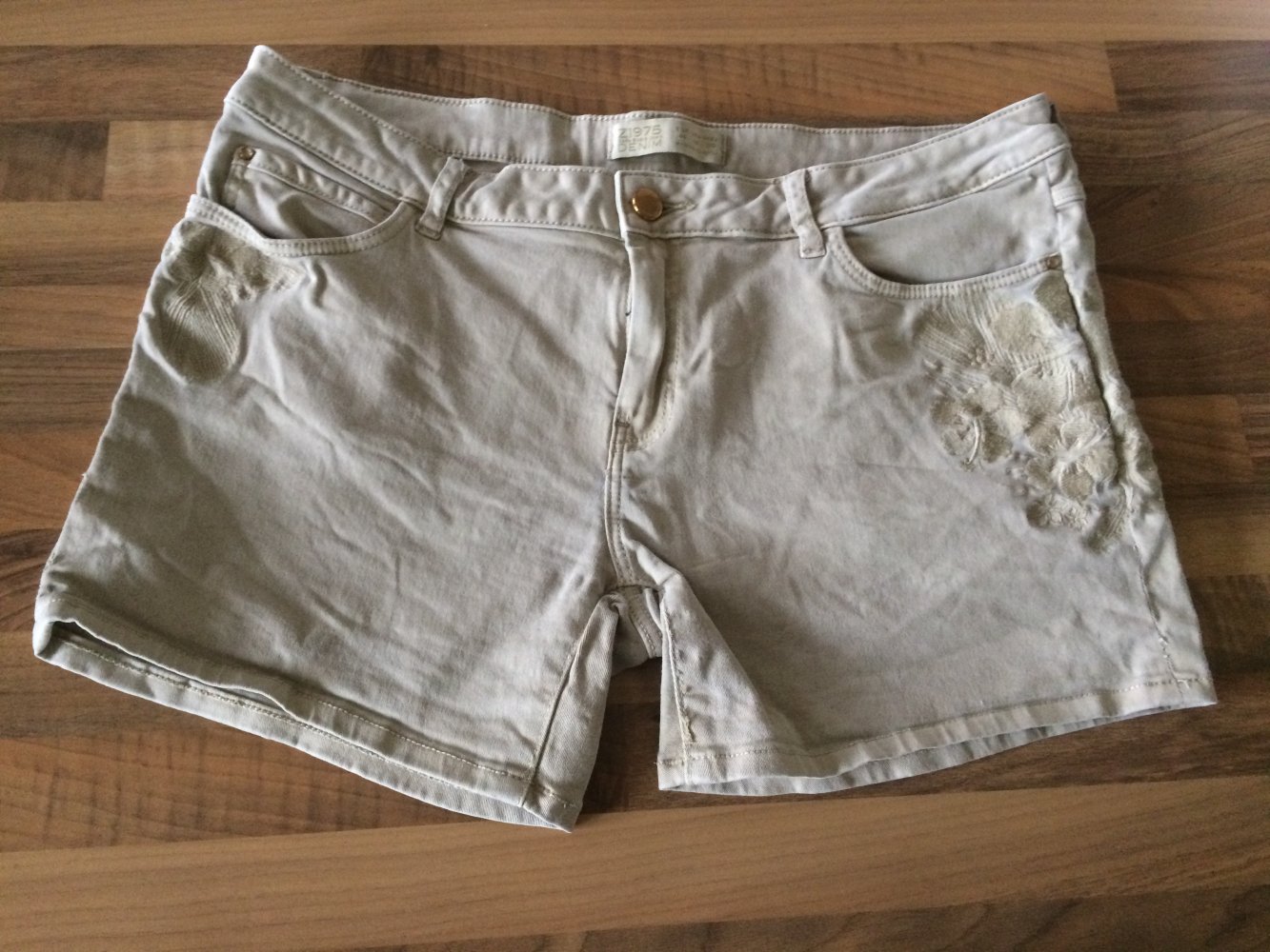 Zara Basic Denim Dept Jeans Shorts Gr.38 Creme Beige