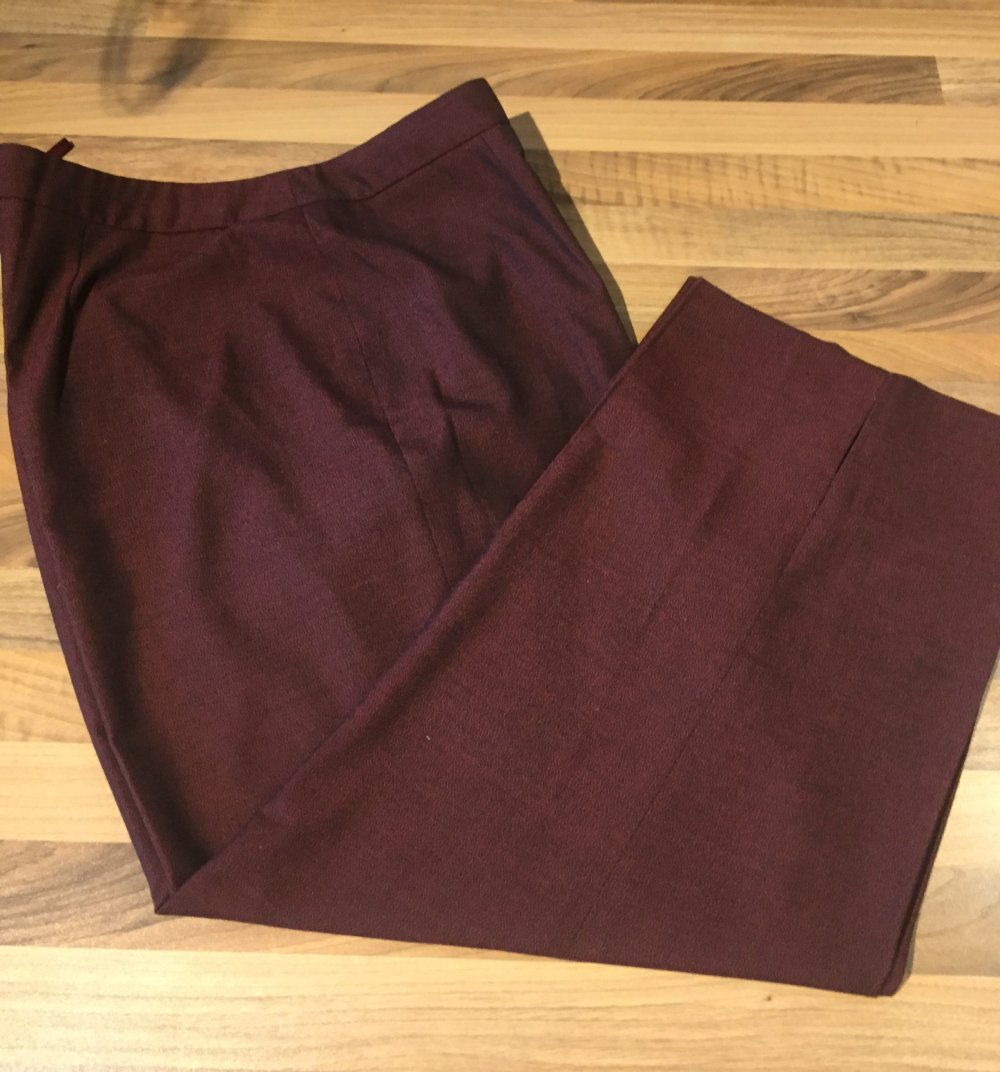 Miss H 7/8 Stiefel Hose Gr.L Bordeaux Farben leicht glänzend