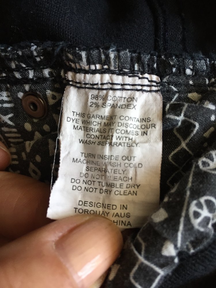 Ghanda Jeans Shorts Gr.36/S schwarz aus Australien