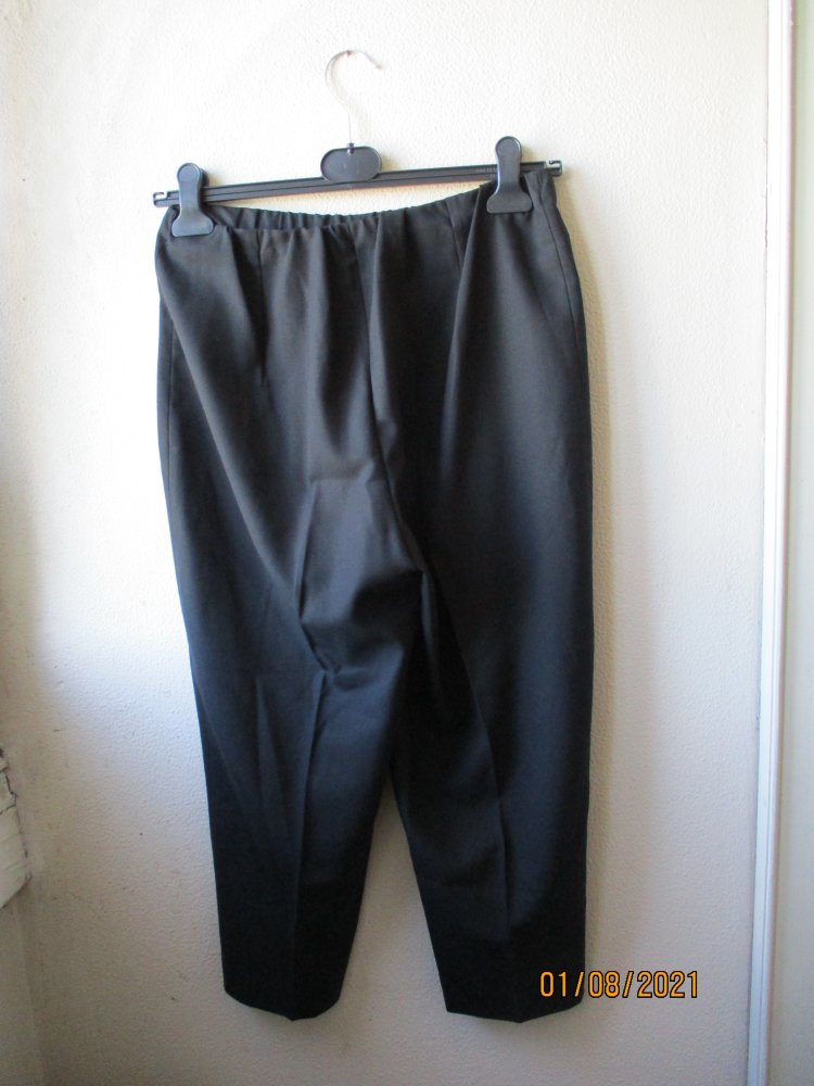 Hose von Faber, Modell Ulli, schwarz, Große 42, Stretch