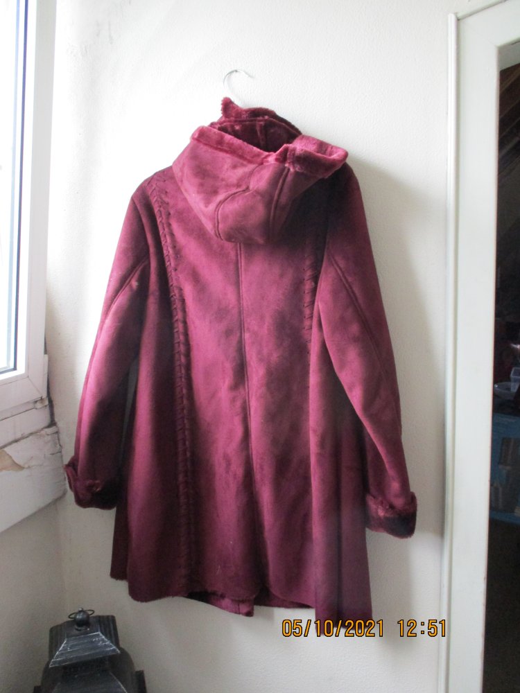 Mantel mit Kapuze von Mainpol, rot, Größe 46