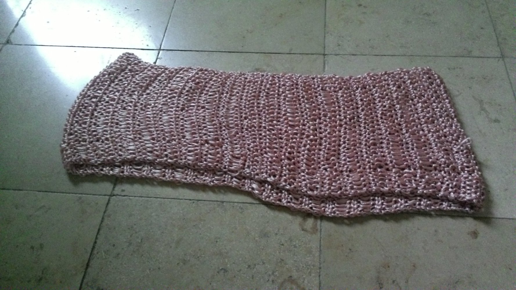 Fallmaschenloop, pink Handarbeit - neu -