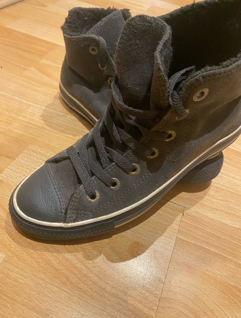 gefütterter Damenschuh