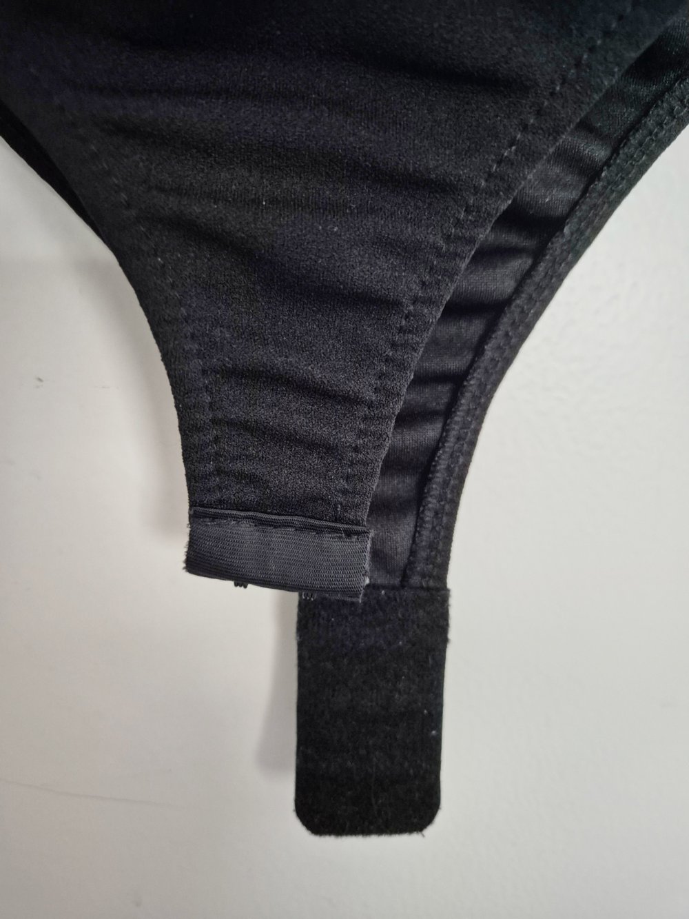 Candida Bodysuit mit Ledereinsätzen und Netz Made in Italy