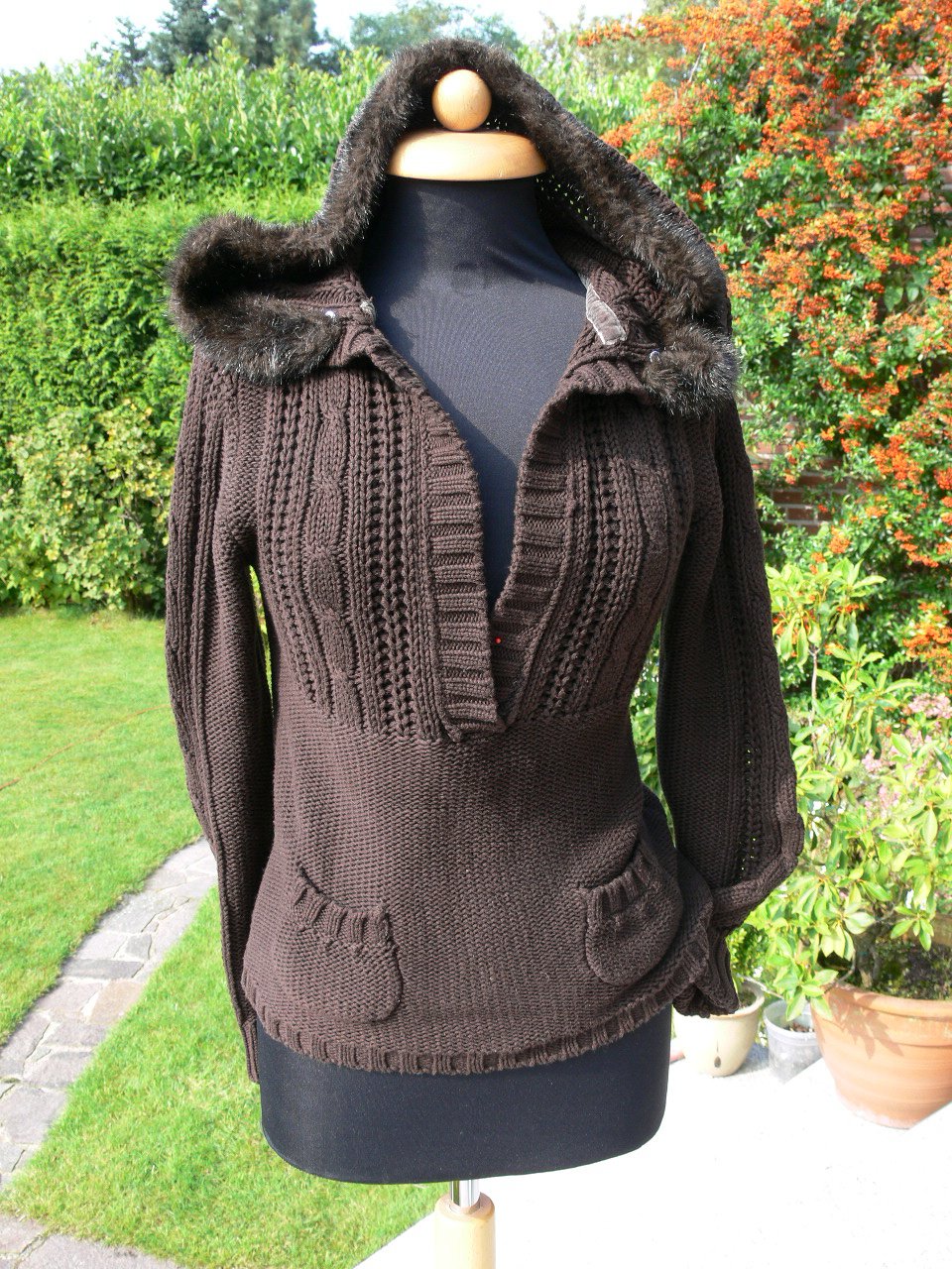 toller Pulli Street One mit Kapuze Gr. S braun 