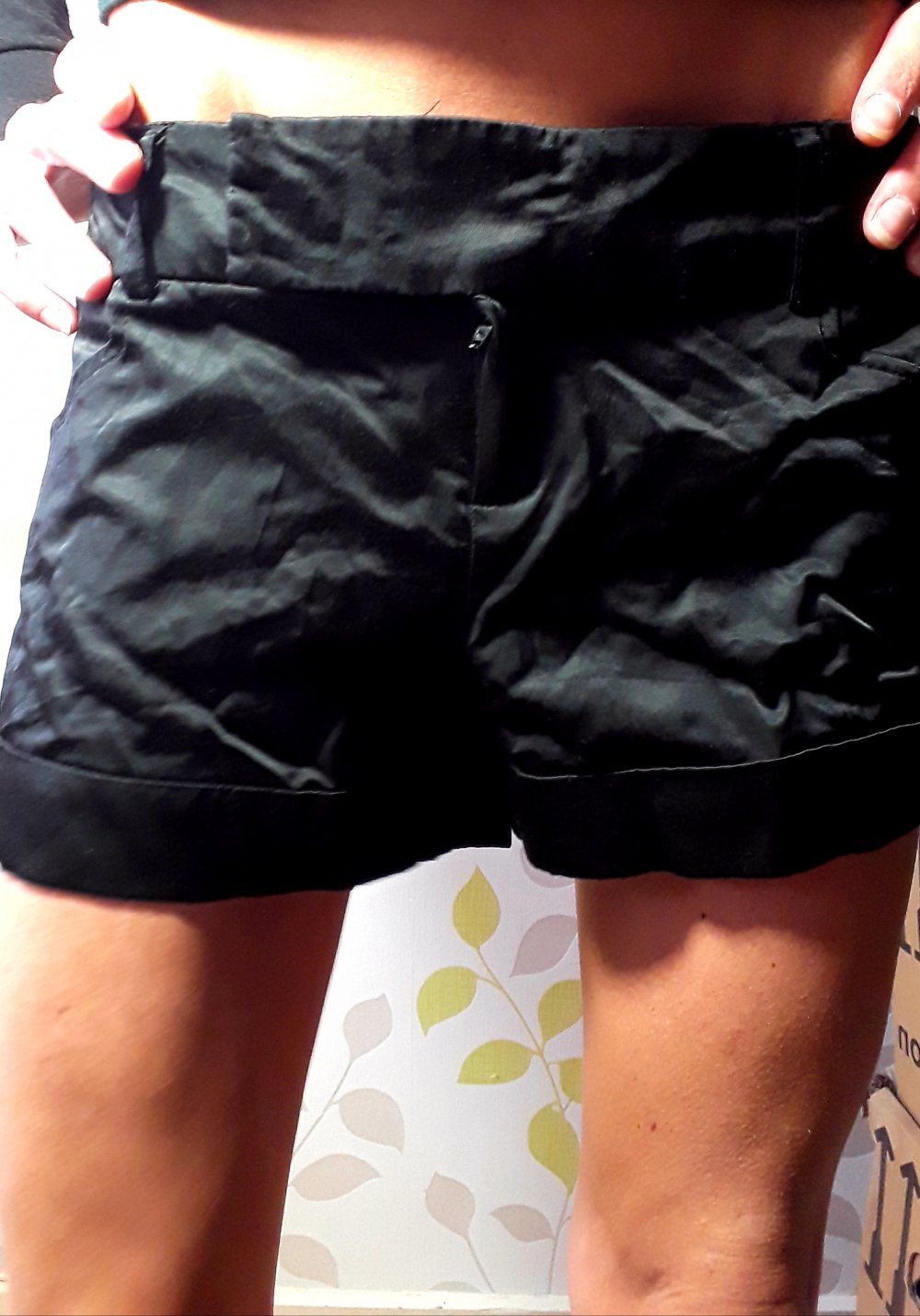 SeXy gekrempelte Tally Weijl Satin Party Hot Pants Shorty Gr 34 XS Schwarz Black Pants