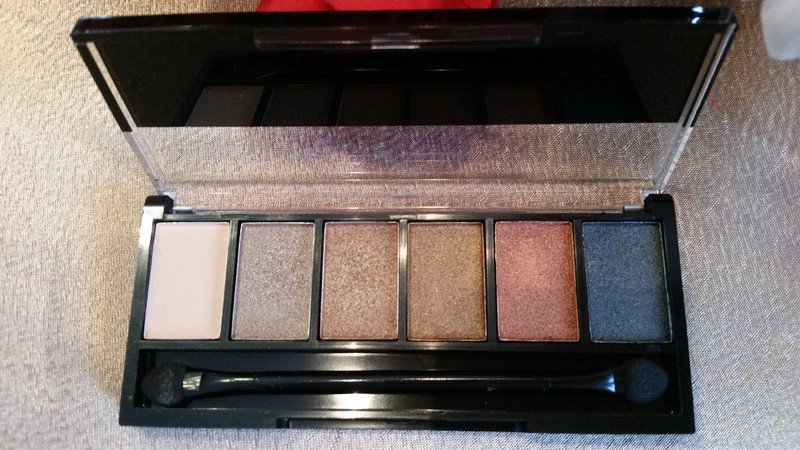 Focallure Smokey Lidschatten Palette. Neu