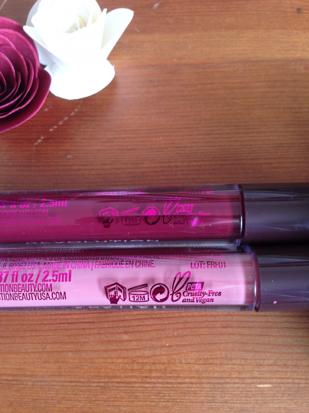 Lipgloss-Duo mit Duft von Revolution NEU