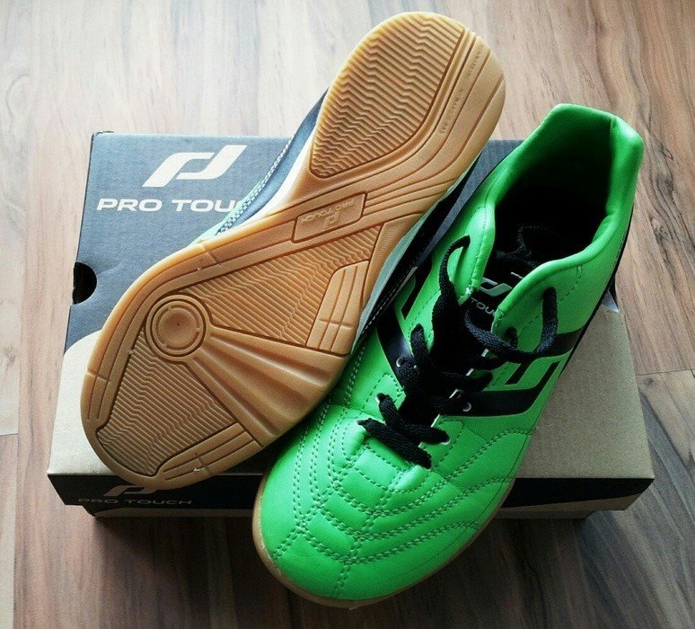 *Neu* Pro Touch Hallenturnschuh in Größe 34