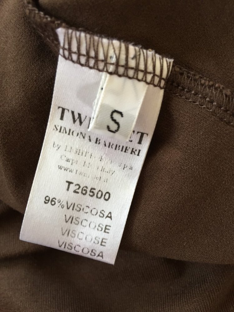 TWIN SET