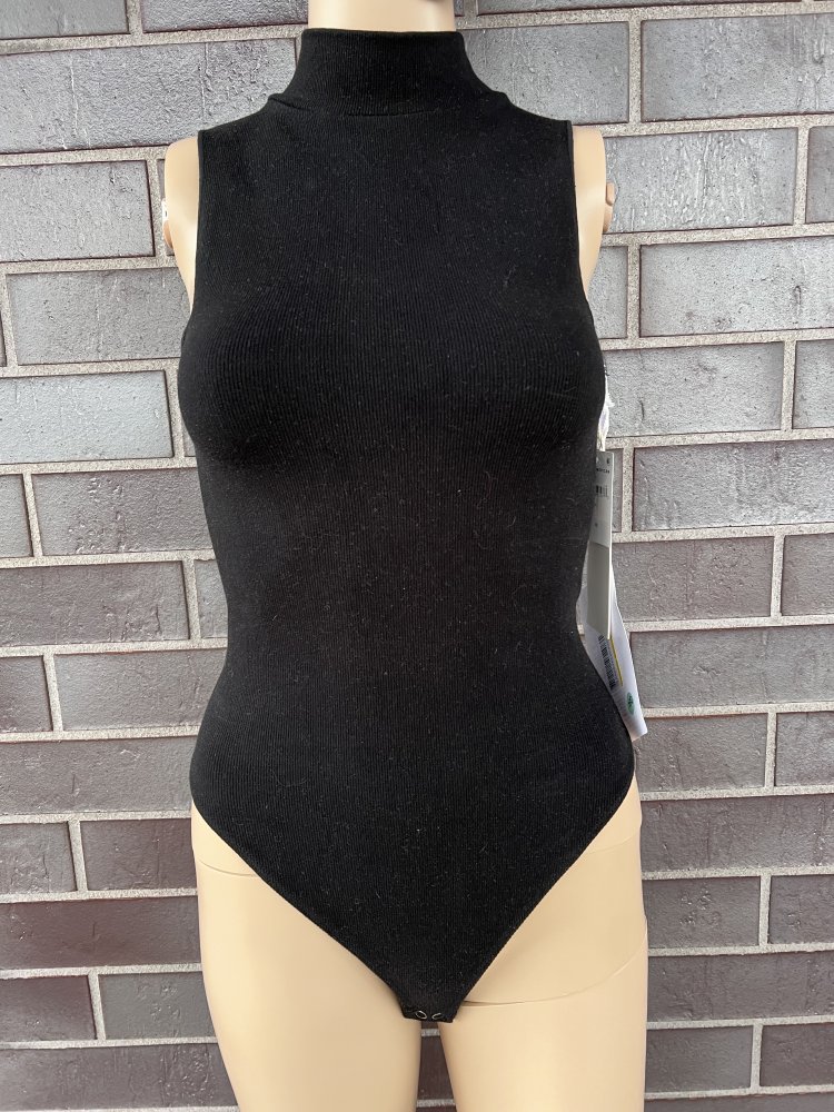 Good American black sleeveless turtleneck body