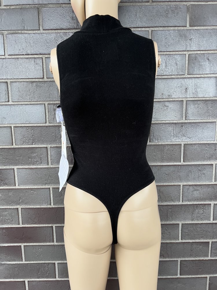 Good American black sleeveless turtleneck body