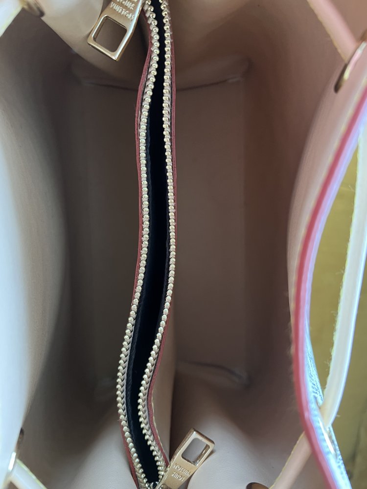 LV style bag