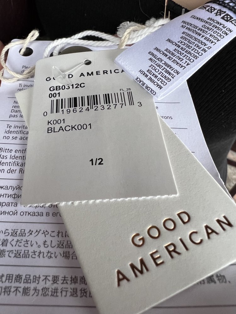Good American black sleeveless turtleneck body