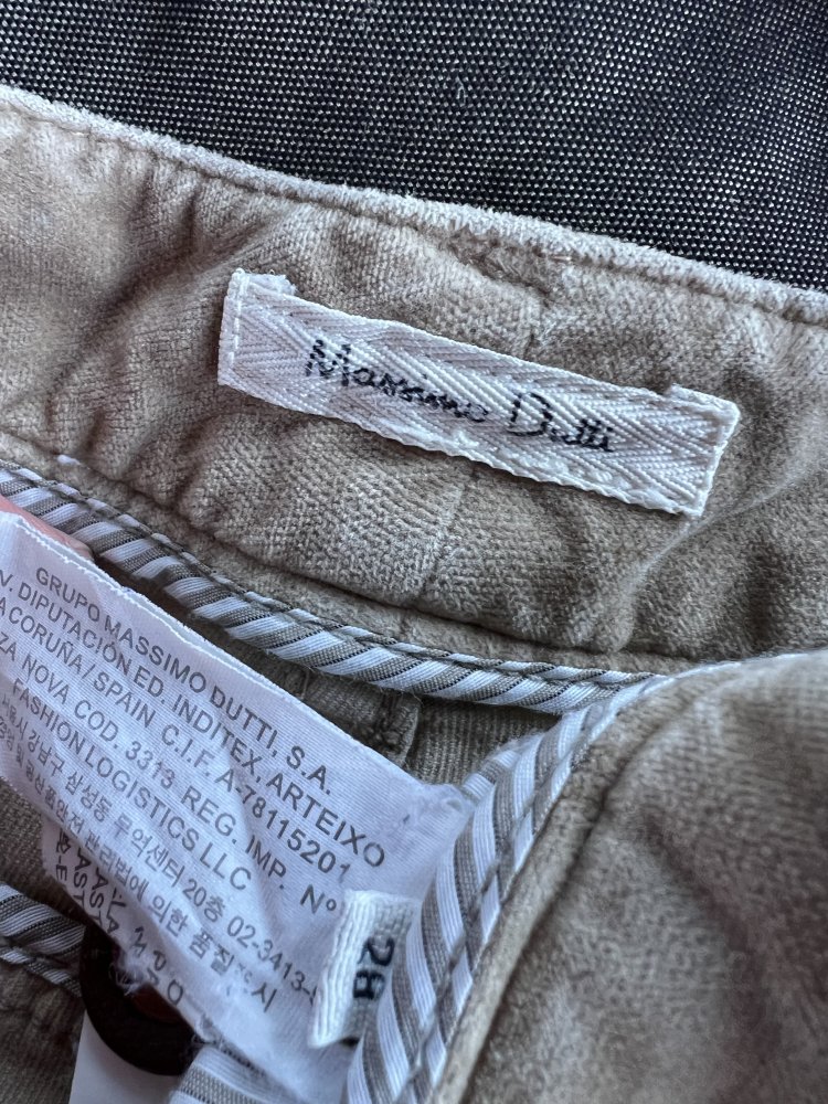Massimo Dutti, 38