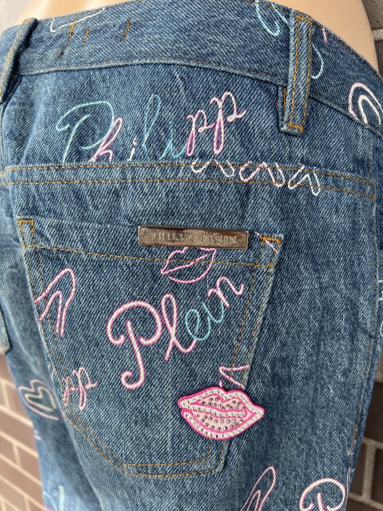 Philipp Plein Milkshake Boyfriend cut Delfi