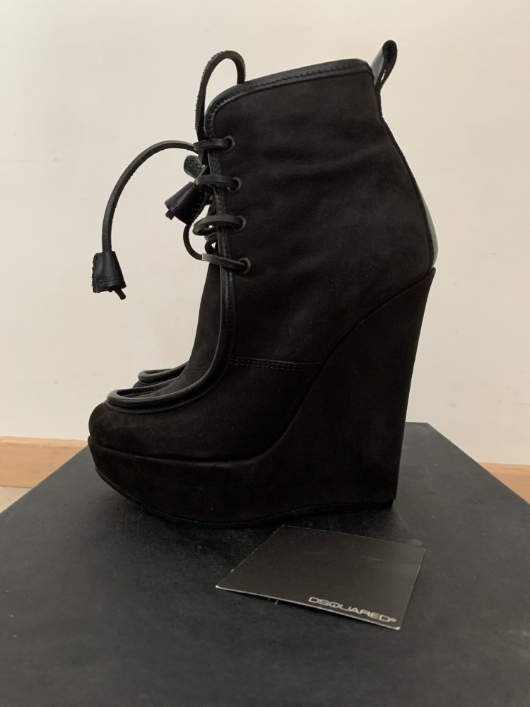 Leather boots 37