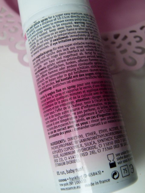 essence ready steady summer! LE Neon Nagellackspray 01 run baby, run!