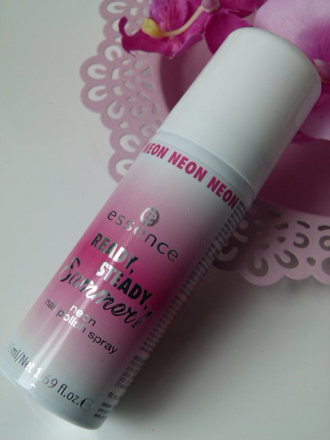 essence ready steady summer! LE Neon Nagellackspray 01 run baby, run!