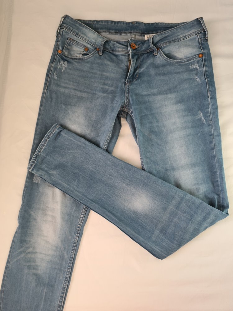 Low Waist Skinny Jeans