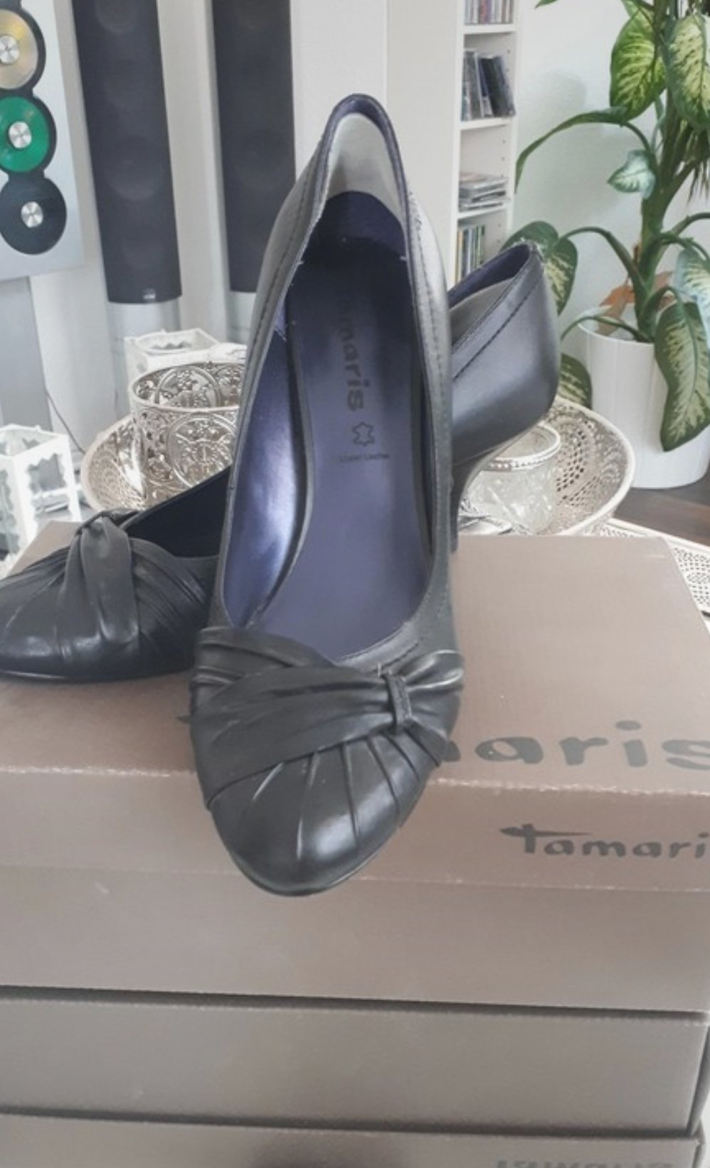 Neue Schwarze Pumps von Tamaris.
