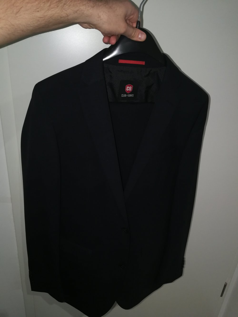 Sehr selten getragener Anzug von Club&Gents 