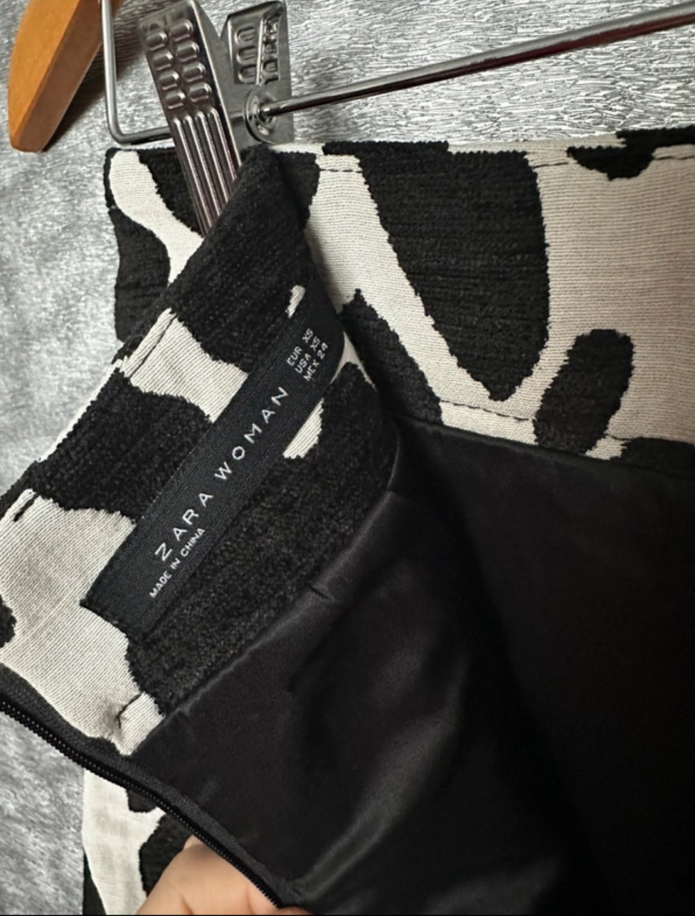 Zara Rock Gr. XS Kuh-Muster