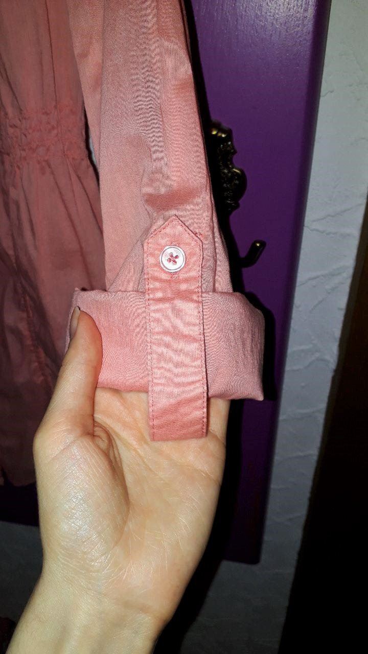 Sommerliche Longbluse in Korallton mit Raffungen