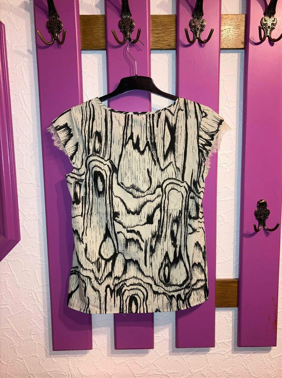 Kurzarmbluse mit Spitzenbesatz // Vero Moda Bluse