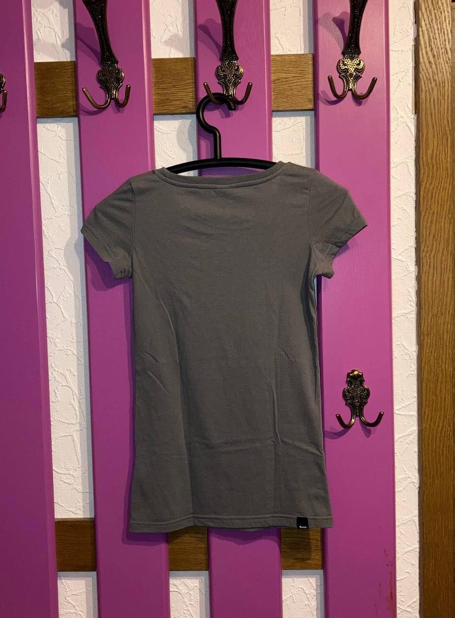 T-Shirt mit Print von Bench