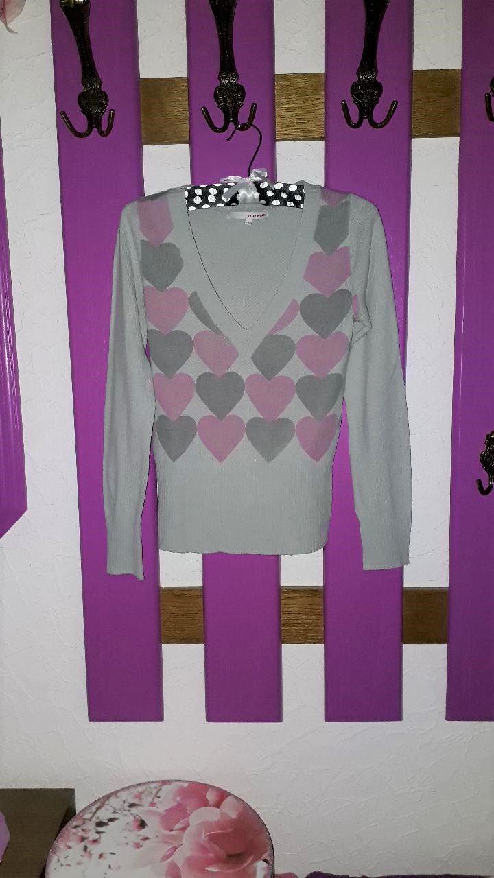 Leichter Pullover mit V-Ausschnitt