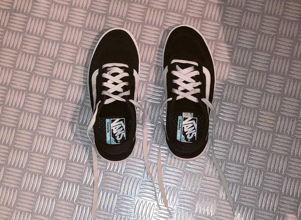 Schwarze Vans Cruze Sneaker mit ComfyCush