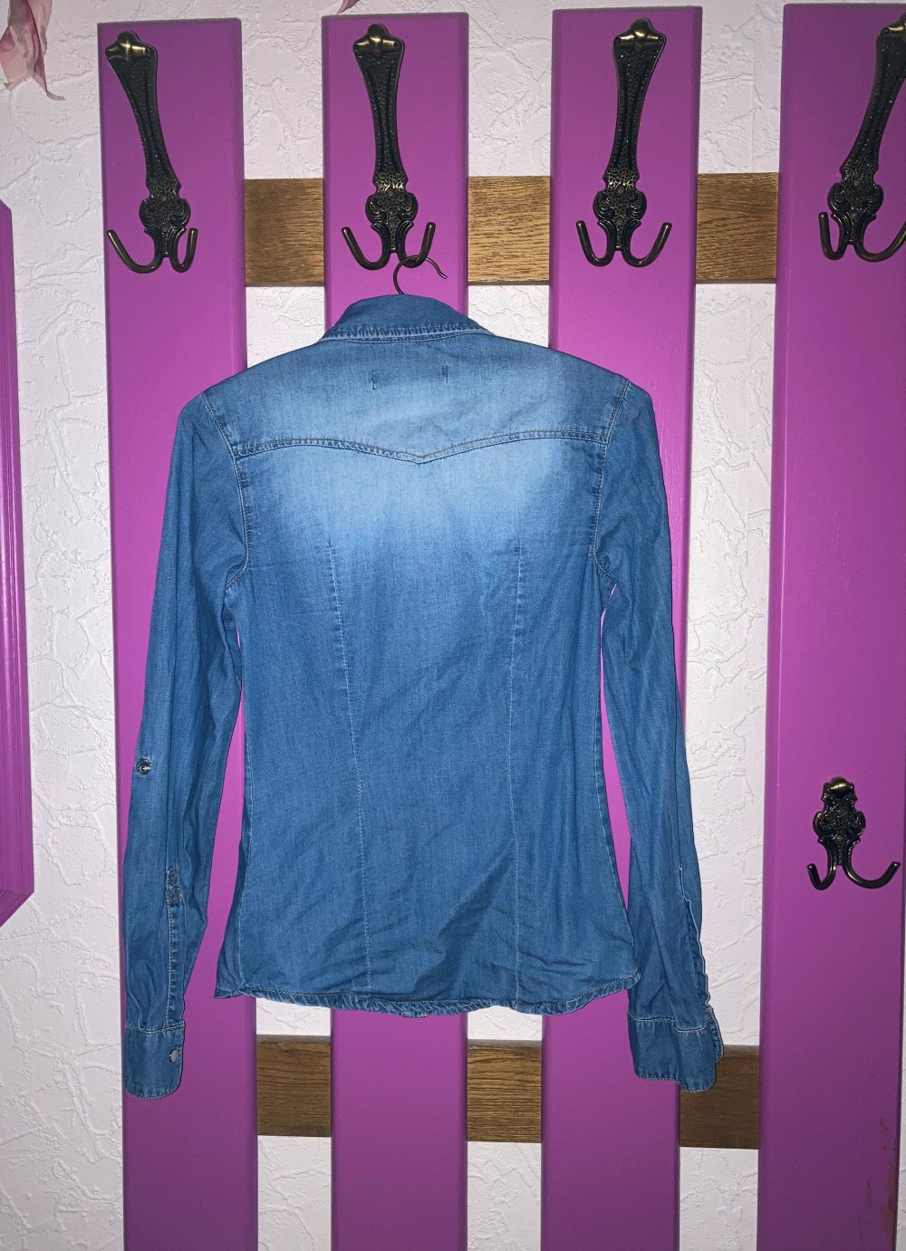 Jeansbluse in Washed-Out-Optik // Jeanshemd 
