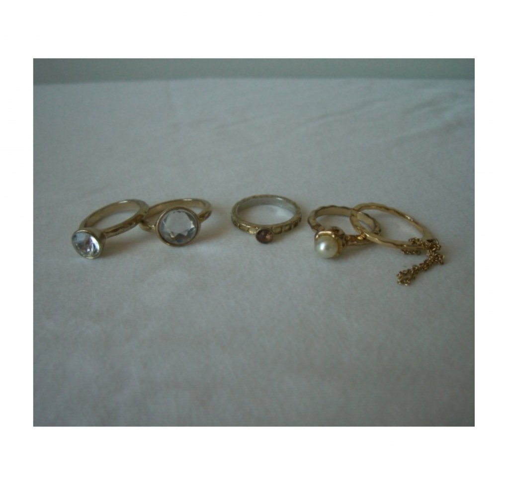 NEU 5St. RINGE SET 17 mm MIX PERLEN GOLD UNGETRAGEN